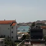 Croaussie In Split * Podstrana