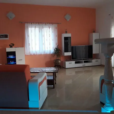 Apartment Croaussie In Split