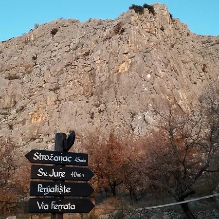 شقة Croaussie In Split بودْسْتغانا