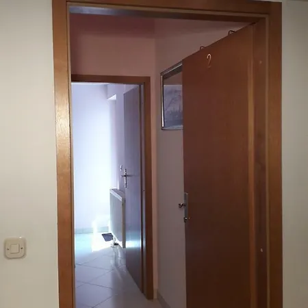 Croaussie In Split *