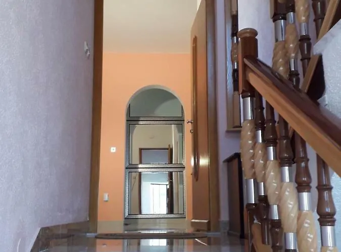 Croaussie In Split *